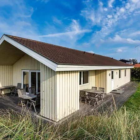 Ve235-vejers-strand-nordvej-7 * Vejers Strand