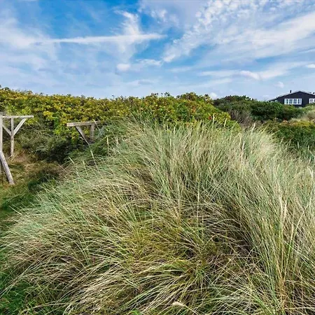 Ve235-vejers-strand-nordvej-7 * Vejers Strand